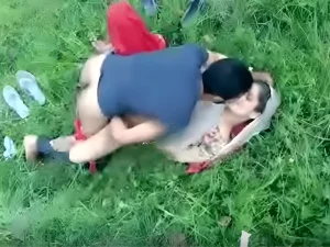 Pakistani Outdoor Sex Video Leaked on the NET