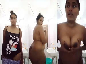 Latest Swathi Naidu Bath Video Released