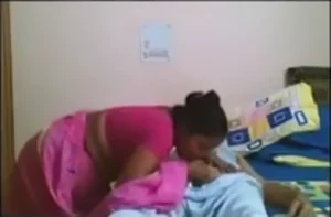 Indian Maid Gives Blowjob to Old House Owner