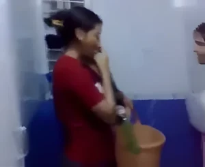 Desi MMS of Indian Hostel Girls Enjoying With Each Other