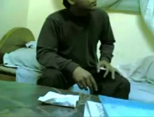 Indian Hidden Camera XXX Video of an Indian Wife With Husband Friend