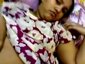 Bengali Sexy Video of Bhabhi Fucked in Front of Her Servant