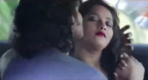 Desi Hot Sex Video of a Secretary With Her Employer in Car Outdoors