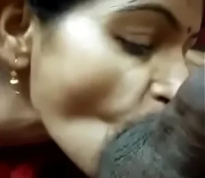 Mallu Sex Video of a Young Bhabhi Giving an Amazing Blowjob