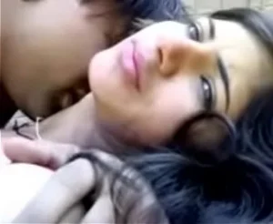 Sex HD Video of an Amateur Girlfriend Enjoying an Outdoor Sex Session