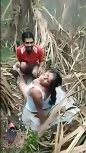 Outdoor Sex Video of Indian Girl Sex With Her Boyfriend