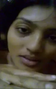Take a Look at This Sexy Indian Girl