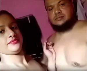 Bangladesi Sex Clip of Bangla Boudi With Nice Big Tits