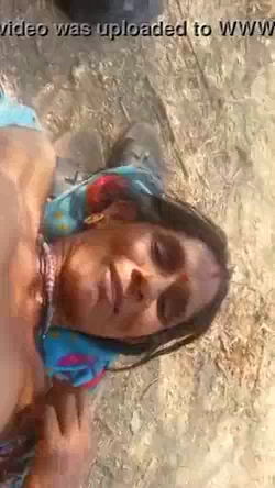 Dehati Mature Pussy Fucking Outdoors Video