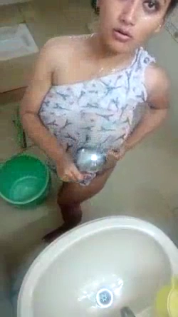 Sexy Solo Selfie Video Goes Viral on the Internet