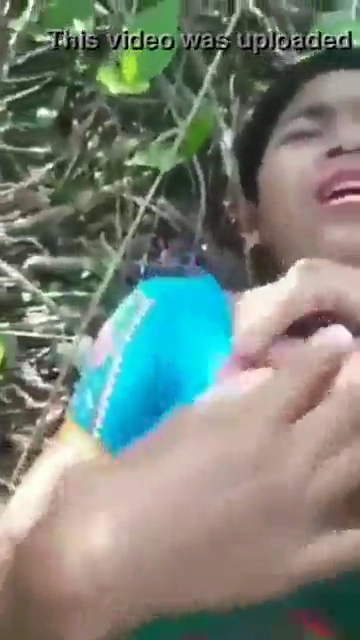 Manipuri College Girl Caught in Park by Local Guys