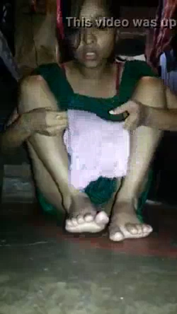 Horny Village Girl Amazing Desi Pussy Show MMS Video