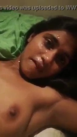 Hot and Sexy Tamil Girl’s Tamil Cum Facial Video