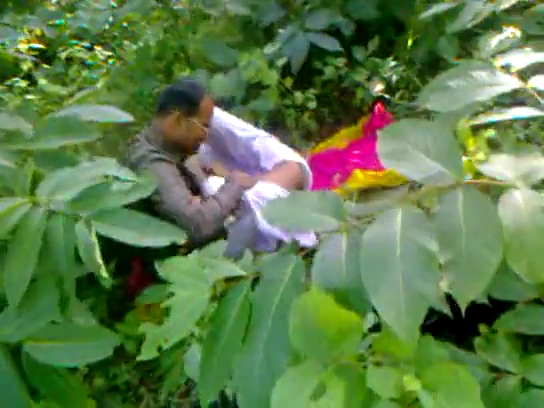 Odia Sex Video of Uncle Fucking Whore in Orissa Forest