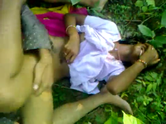 Odia Sex Video of Uncle Fucking Whore in Orissa Forest