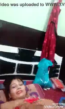Desi Slut Nude MMS Video Captured by Her Client