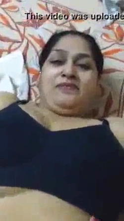 Indian Aunty Nude MMS With Her Secret Lover