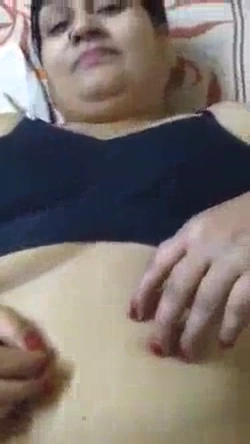 Indian Aunty Nude MMS With Her Secret Lover