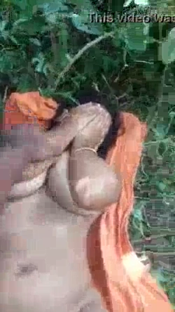Dehati Outdoor Nude MMS Video