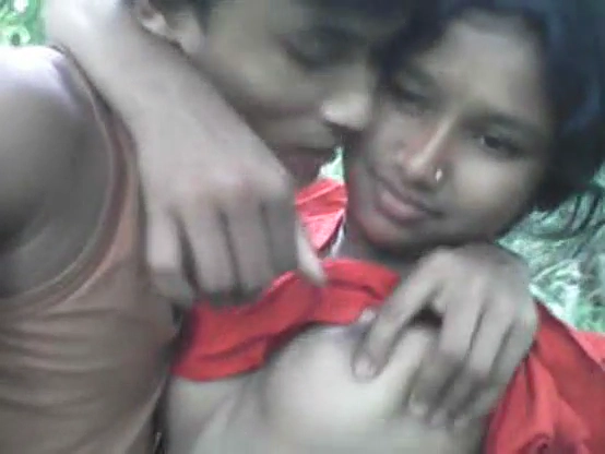 Brand New Bangladeshi College Girl Mou’s Sex Clip