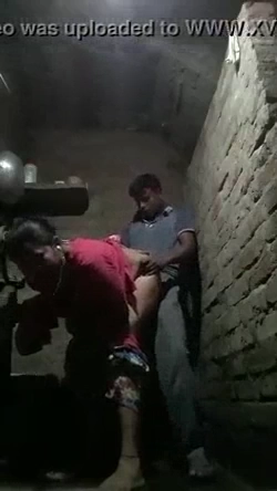 Dehati Doggystyle Sex With a Neighbor Guy