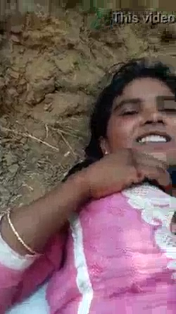 Village Outdoor Sex MMS Shared Online