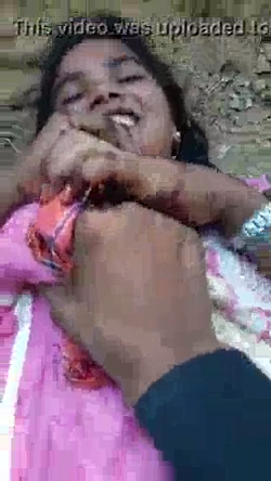 Village Outdoor Sex MMS Shared Online