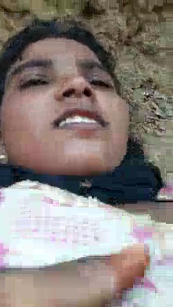 Village Outdoor Sex MMS Shared Online