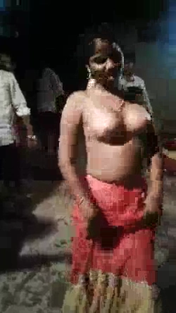 Desi Girl Topless Dance Show