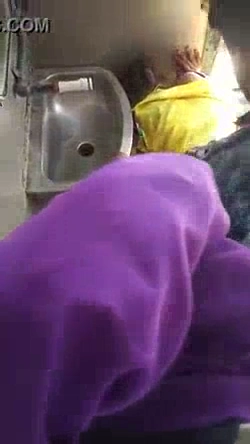 Desi Train Sex Video Has Been Caught by a Voyeur