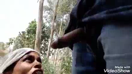 Dehati Randi Sucking Dick Outdoor Sex MMS Video Scandal
