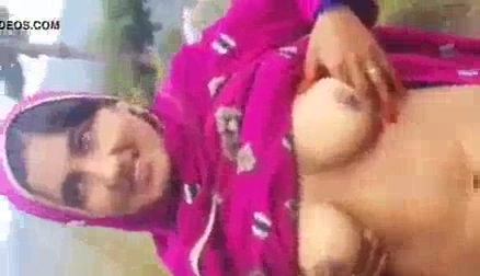 Muslim Girl Pissing Outdoors Sex MMS Video