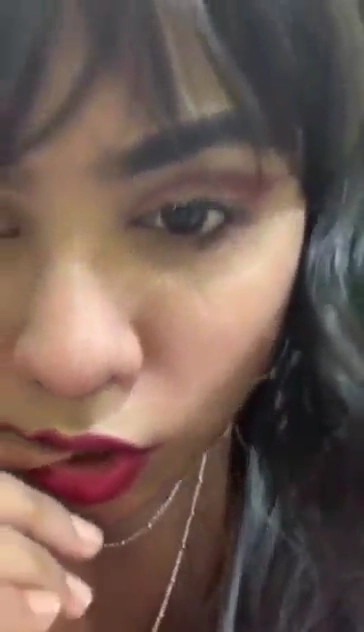 Big Tits Desi Slut Flaunts Her Big Boobs on Cam