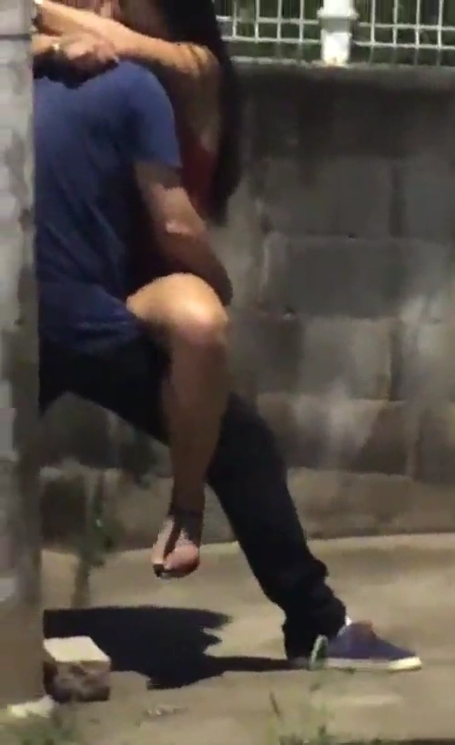 Outdoor Quickie Sex Act Has Been Caught on Cam