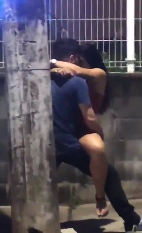 Outdoor Quickie Sex Act Has Been Caught on Cam