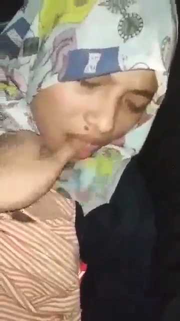 Hijabi Girl Moaning Sex Action With Her Lover