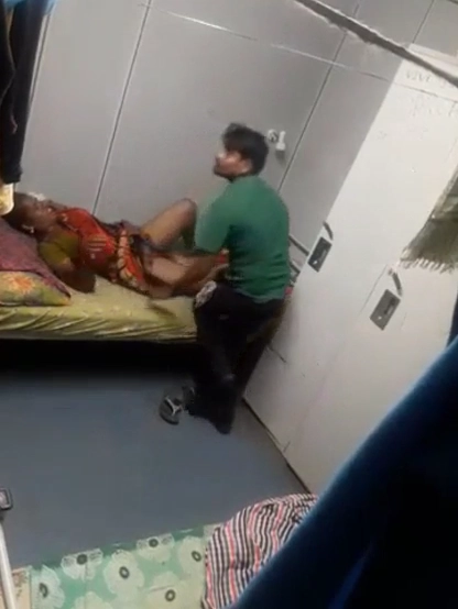 South Indian Mature Aunty Fucked by Younger Boy at Workplace