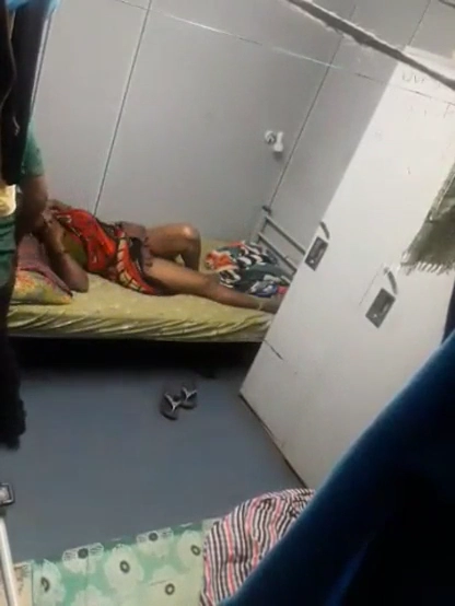 South Indian Mature Aunty Fucked by Younger Boy at Workplace