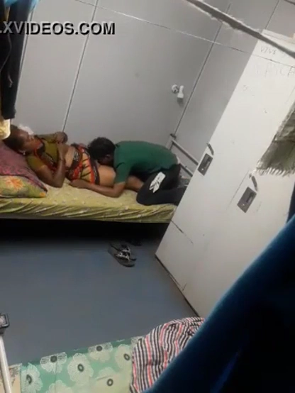 South Indian Mature Aunty Fucked by Younger Boy at Workplace