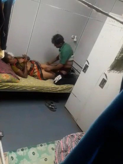 South Indian Mature Aunty Fucked by Younger Boy at Workplace