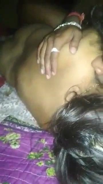 Indian Boob Sucking Video to Masturbate Your Dick