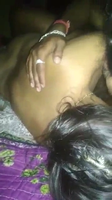 Indian Boob Sucking Video to Masturbate Your Dick