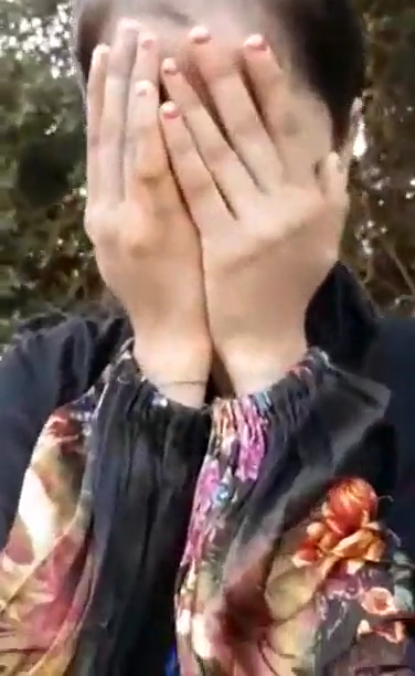 Muslim Teen Boob Show to Her Boyfriend in the Outdoor