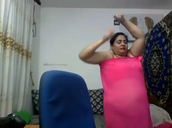 Desi Woman Webcam Show Video for the First Time