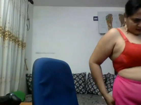 Desi Woman Webcam Show Video for the First Time