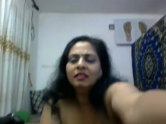 Desi Woman Webcam Show Video for the First Time