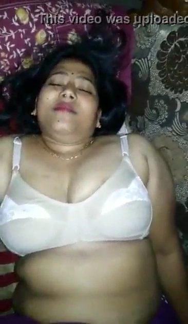 Chubby Hot Desi Bhabhi Naughty Sex Video