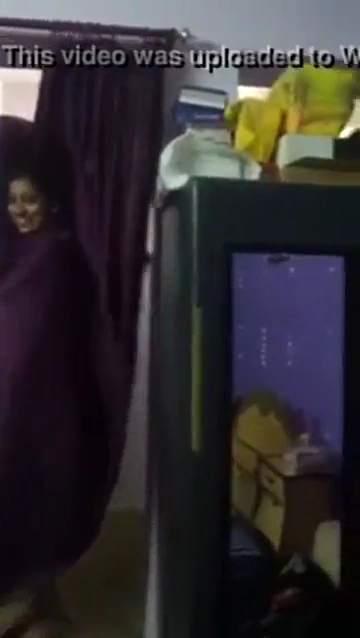 Hot Indian College Girl’s Topless Desi Nude Dance