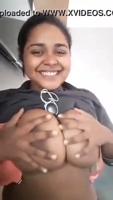 Huge Indian Boob Show MMS Selfie Video