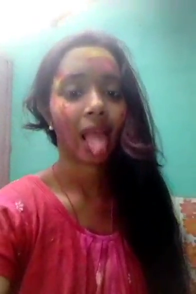 Big Boobs Indian Girl Stripping Nude Video